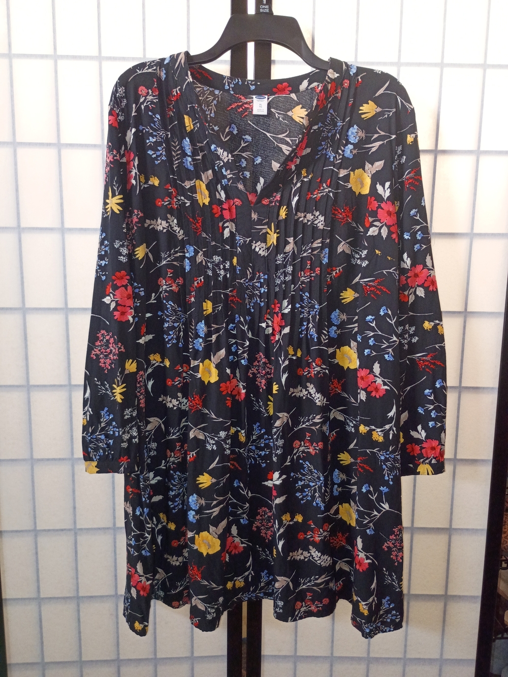 Old Navy Black Floral Pintuck Flowy Swing Dress, Size XL, 100% Rayon